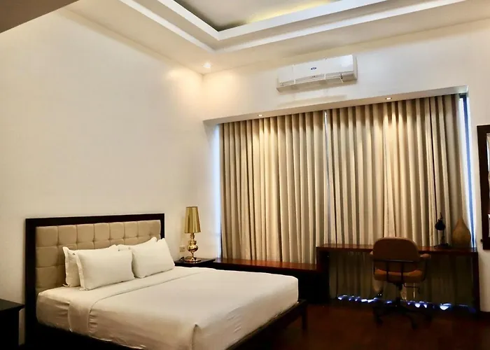 Apartment Stylish Luxury Penthouse With 3br, Wifi, Gym, Across Malls Mandaue City