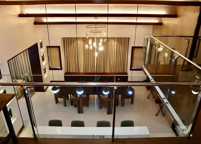 Apartment Stylish Luxury Penthouse With 3br, Wifi, Gym, Across Malls