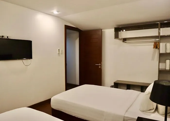 Apartment Stylish Luxury Penthouse With 3br, Wifi, Gym, Across Malls Mandaue City